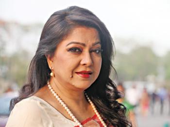 শেষ শয্যায় মেয়ের সঙ্গে দিতির শেষ গান